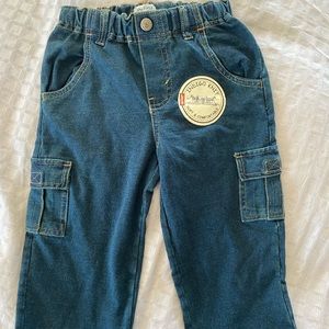 My first Levi’s . Soft jeans NWT
